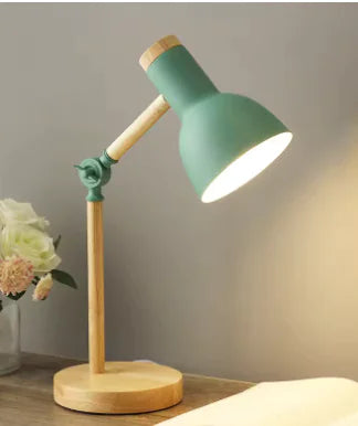 Poised - Eye Protection Study Lamp
